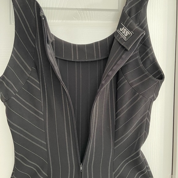 Crew neck,midi length dress - Picture 6 of 10